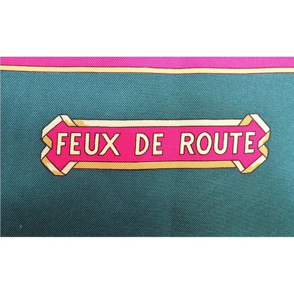 Hermes Green and Gold Carriage Motif Scarf - Picture 9 of 13